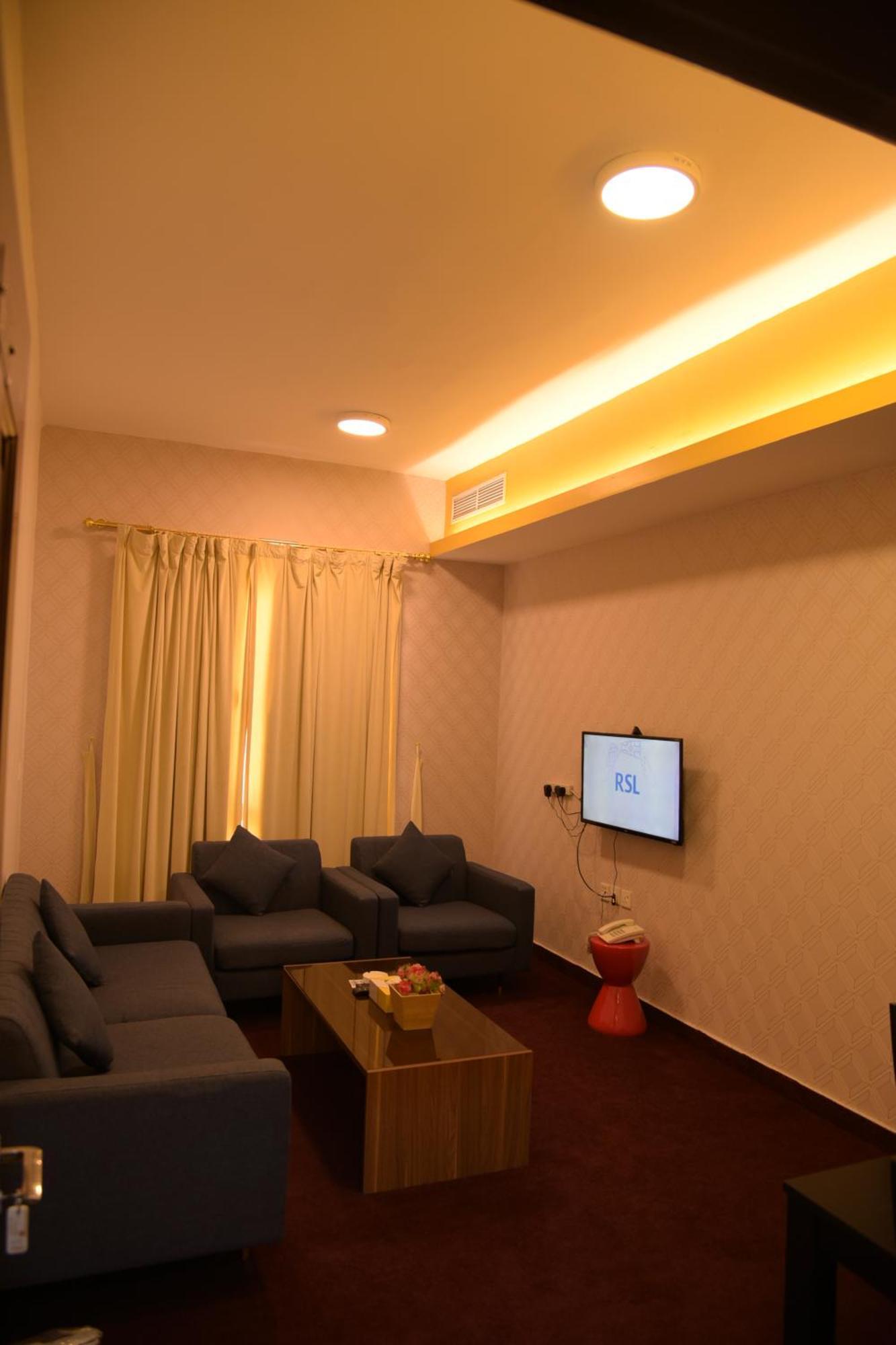 Dahlia Hotel Apartment Riggae Кувейт Экстерьер фото